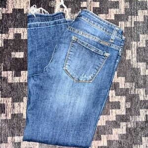 KanCan Skinny Frayed Hem Jean Size 11/29 Distressed